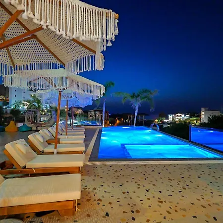 Sunlight Hotel 4*